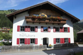Ferienwohnungen Haus Bergflora, Bach